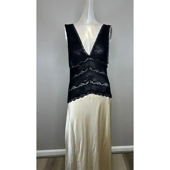 Ronny Kobo Nalla Lace Silk Maxi Dress Size XL $548 Ronny Kobo Nalla Lace Silk Maxi Dress Size XL $548